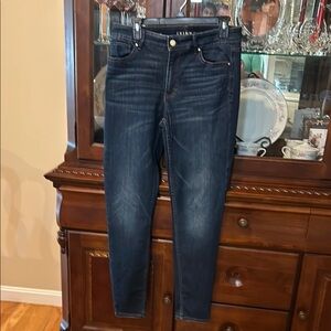 White House Black Market Blue Skinny Jeans with Stretch
